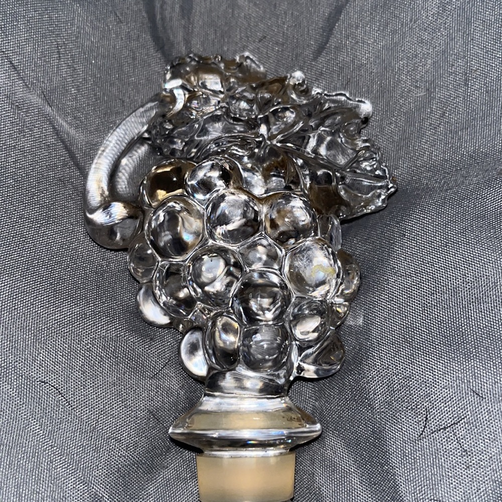Glass Decorative Wine Stopper - Picture 5 of 7